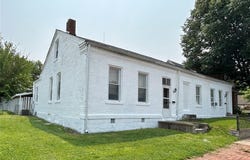 410 N Main Street, Red Bud, IL 62278
