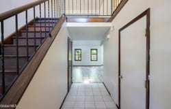 246 Woodscape Drive, Guilderland, NY 12203