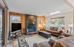 57328 Mountain View Lane, Sunriver, OR 97707
