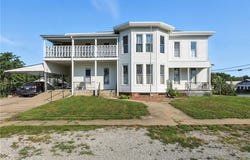 301 W Benton Street, Windsor, MO 65360