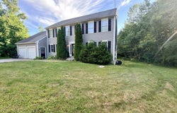215 Main St, Sturbridge, MA 01566