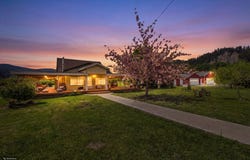 218 Tierney Road, Redcrest, CA 95569