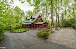 319 Ivy Wood Lane, Mountain City, TN 37683