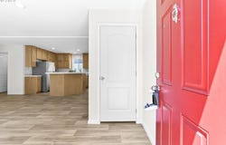 18780 Central Point RD, Oregon City, OR 97045
