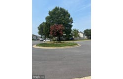 2572 ENTERPRISE Place, WALDORF, MD 20601