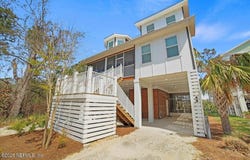 49 SW 279 Avenue, Steinhatchee, FL 32359