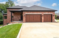 5915 Meridian Woods, Glen Carbon, IL 62034