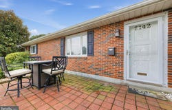 2142 READING Boulevard, READING, PA 19609
