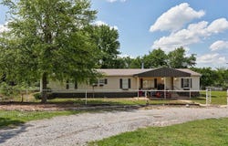 667 County Road 1410 Road, Ninnekah, OK 73067