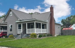 327 E. 4th Street, Flora, IL 62839