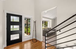 13687 SW CHARLESTON LN, Portland, OR 97224