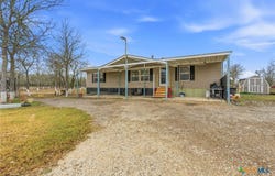1278 Fm 812, Cedar Creek, TX 78612