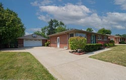 8336 Timberline Drive, Shelby Twp, MI 48316