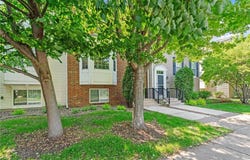 4107 Regent Avenue N, Robbinsdale, MN 55422