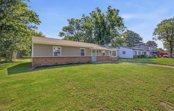 1121 Sir Gawaine Drive, Chesapeake, VA 23323