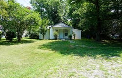 4203 Dellwood Drive, Winston-Salem, NC 27105