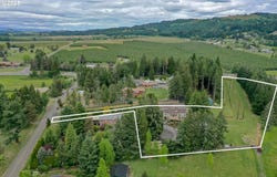 190 S OAK GROVE RD, Salem, OR 97304