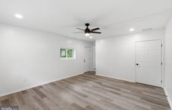 1419 VICTORY Avenue, WILLIAMSTOWN, NJ 08094