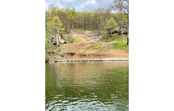 337 Flat Top Lake, GHENT, WV 25843