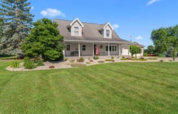 5160 Barker Road, Jonesville, MI 49250