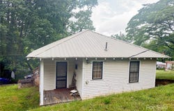 67 Circle EM Street E, Marion, NC 28752