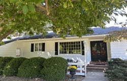 305 Mission St, Marshall, MO 65340