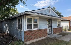 3227 Nelson Avenue, Robbins, IL 60472