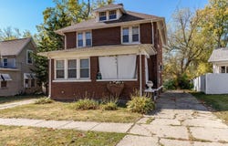806 S Oak, FREEPORT, IL 61032