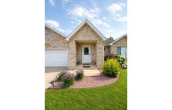 429 11th Circle SE, DeMotte, IN 46310