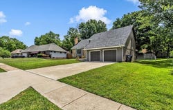 607 SW Murray Road, Lee's Summit, MO 64081