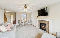 1323 NW Bayview Court, Ankeny, IA 50023