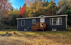 1376 Main Road, Carmel, ME 04419
