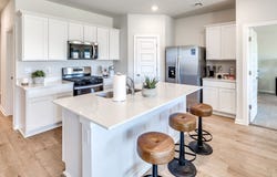 1109 E Stetson Lane, Mustang, OK 73064
