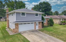 376 CALVIN DRIVE, SEVEN HILLS, OH 44131