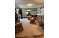 143 La Ray Dr, Center Twp, PA 16001