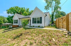 229 Edgewood Ave, Clinton, TN 37716