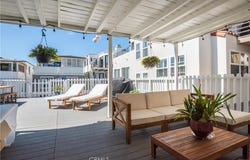 203 15th Street, Manhattan Beach, CA 90266