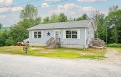 9 Moffett Road, Limerick, ME 04048