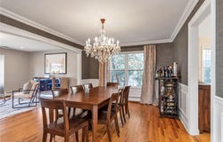 21 Chestnut Avenue, Glen Head, NY 11545
