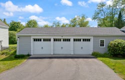 426 Meadow Road, Topsham, ME 04086
