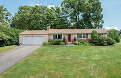20 Club Lane, Cheshire, CT 06410