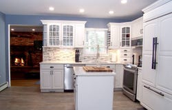 4 Bowman Ln, Commack, NY 11725
