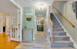 4 Tobacco Rd, Franklin, MA 02038