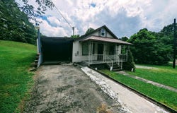 2005 Dc Caney Ridge Road, Clintwood, VA 24228