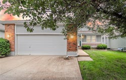 864 Reese Street, Liberty, MO 64068