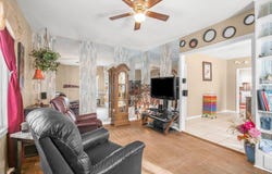 4042 Girard Avenue N, Minneapolis, MN 55412