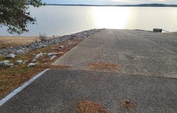 10 Sunset Pass, BIG SANDY, TN 38221