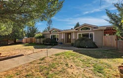 23167 NE SUNNYCREST Rd, Newberg, OR 97132