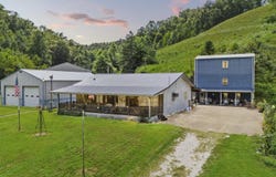 1552 Coffee Creek, West Liberty, KY 41472