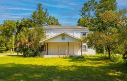 75 Yellow Jacket Avenue, Sopchoppy, FL 32358